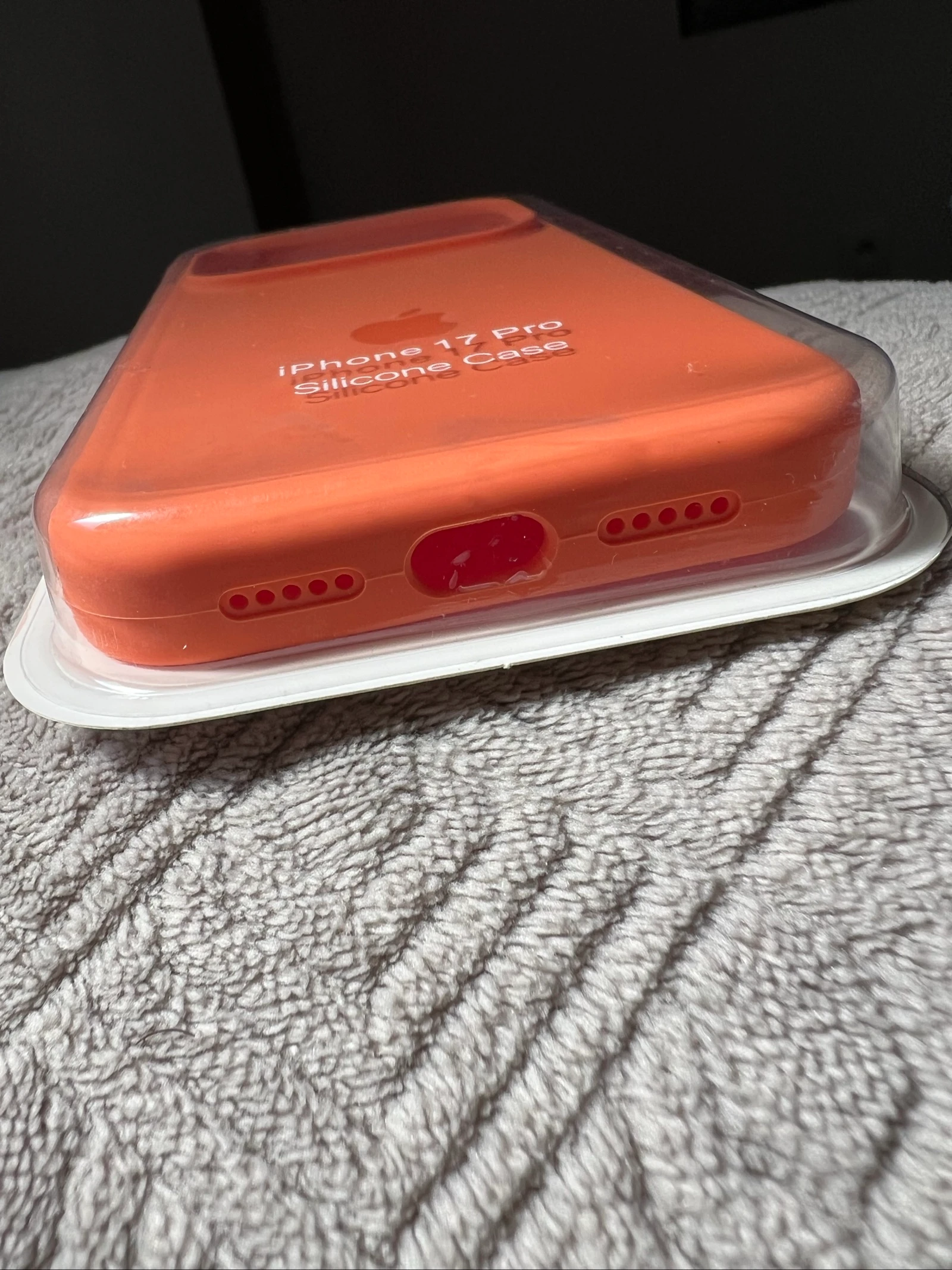 Célula de silicone laranja Apple iPhone 17 Pro – photo 3